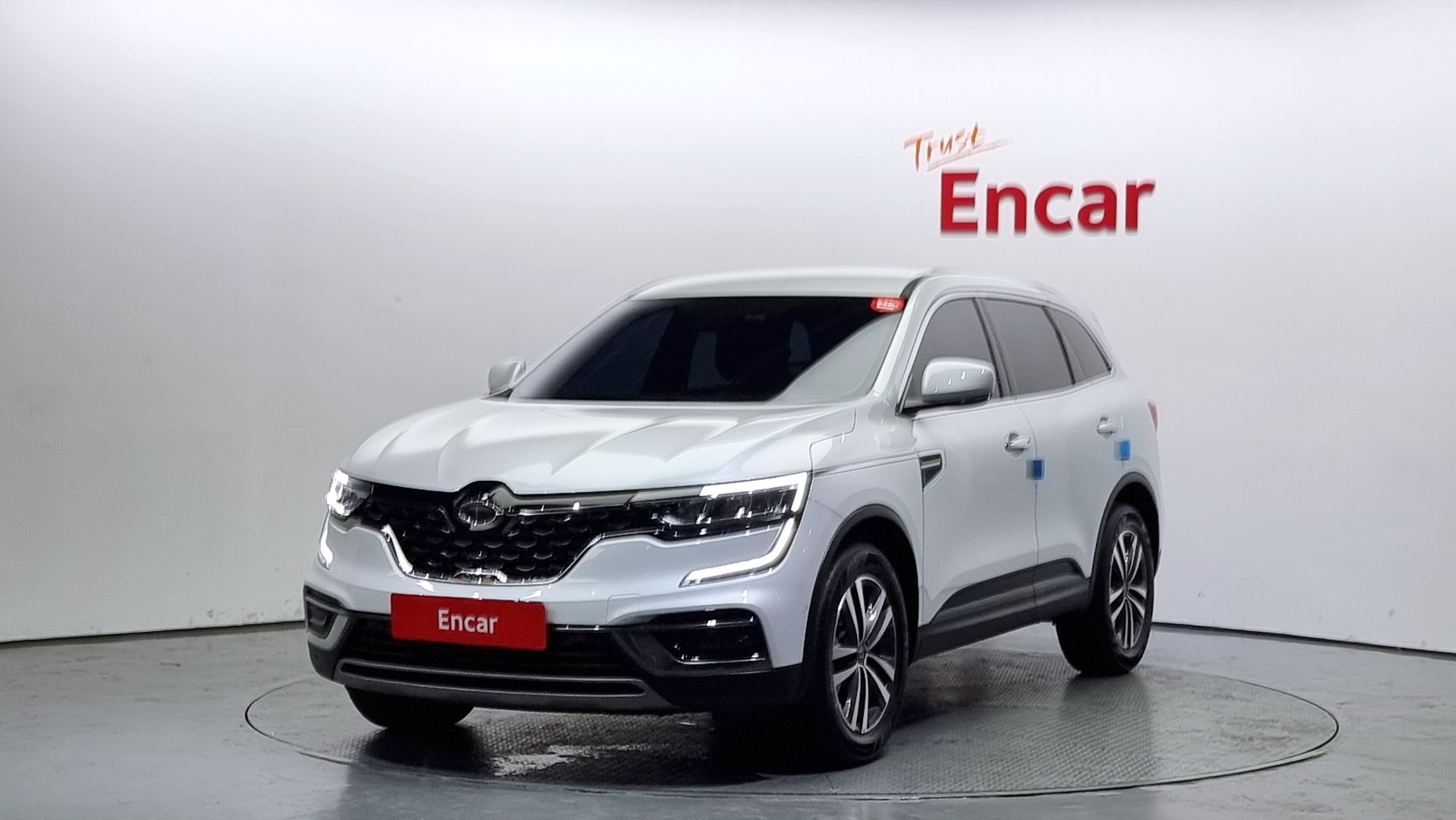 RENAULT SAMSUNG QM6