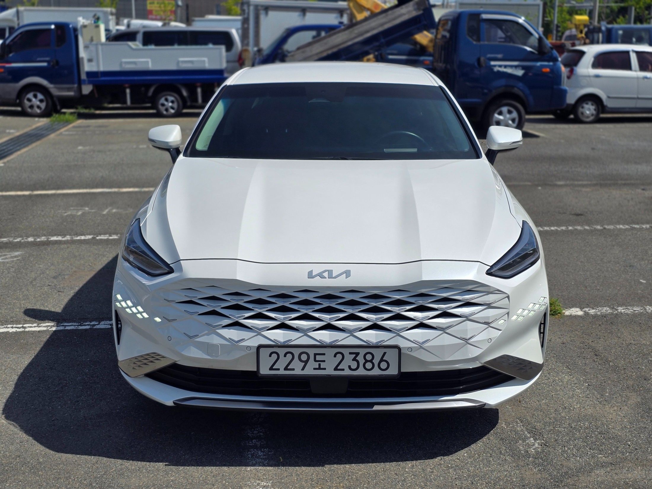 KIA K8