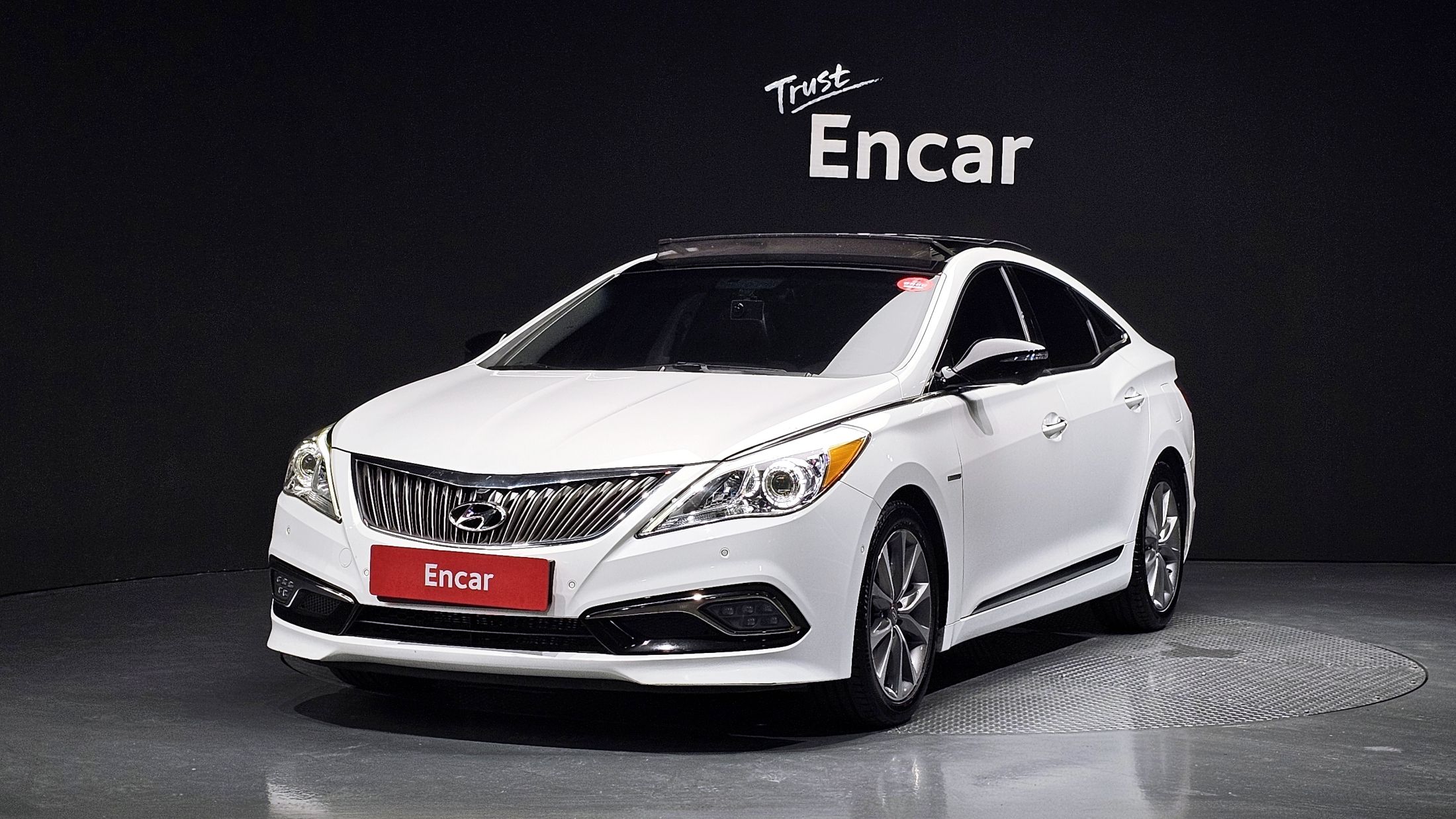 HYUNDAI GRANDEUR HG 2014