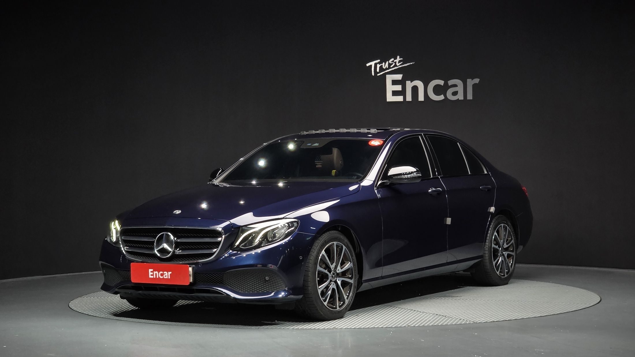 MERCEDES BENZ E-CLASS W213 2020