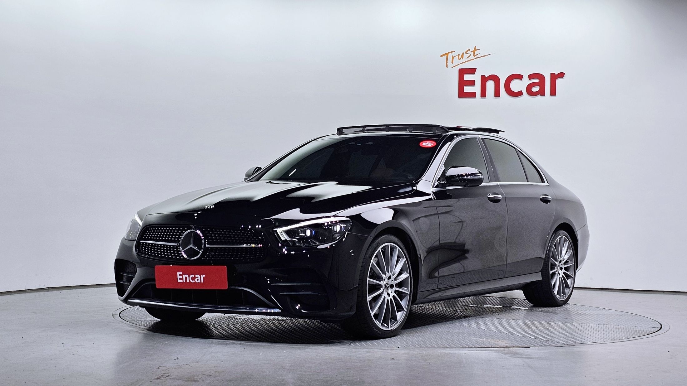 MERCEDES BENZ E-CLASS W213 2021