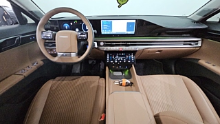 HYUNDAI GRANDEUR HYBRID GN7 2023