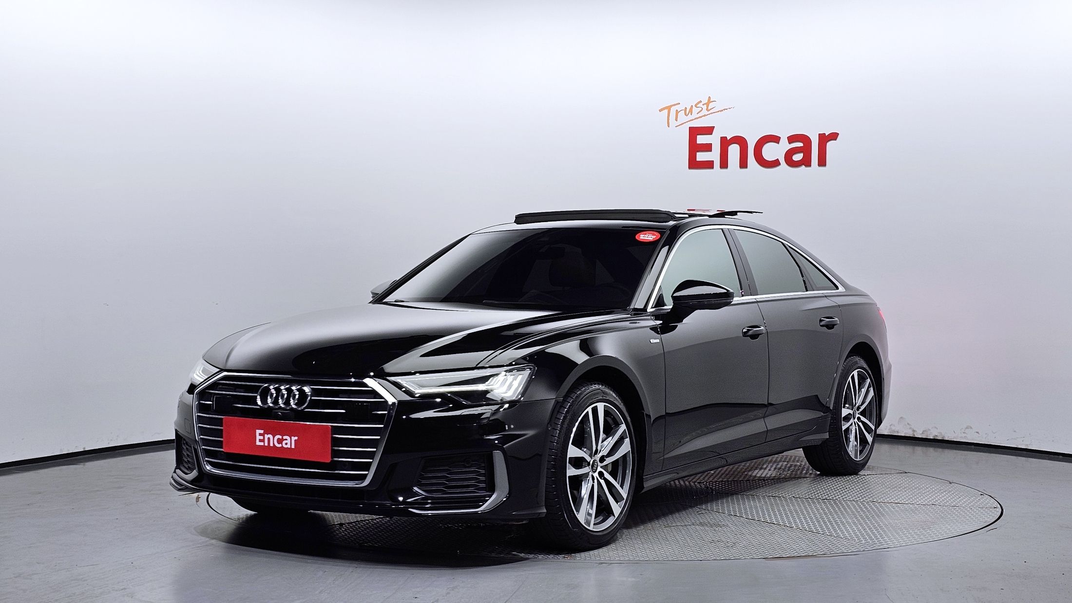 AUDI A6 C8