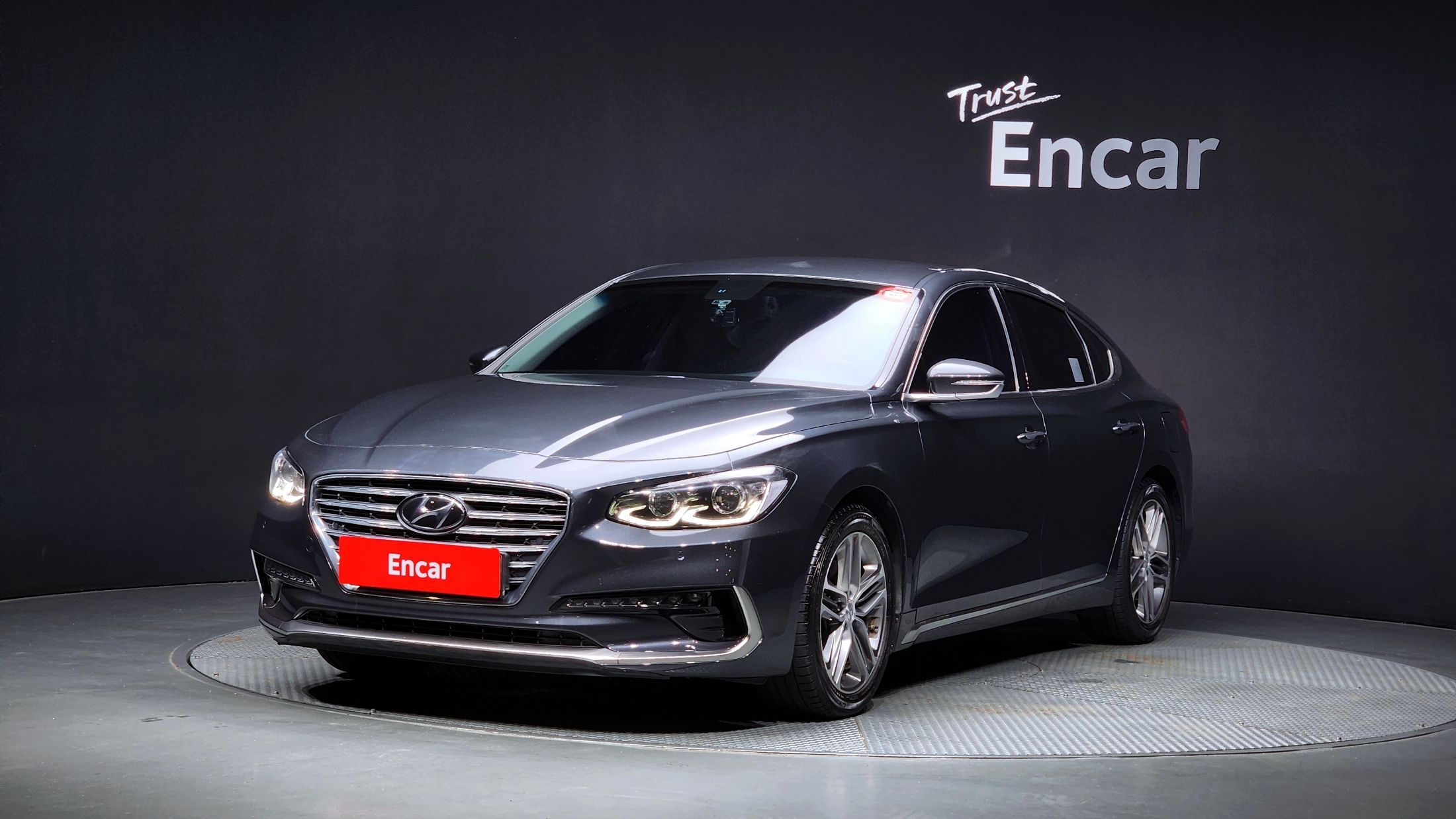 HYUNDAI GRANDEUR IG 2017
