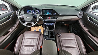 HYUNDAI GRANDEUR IG HYBRID 2018