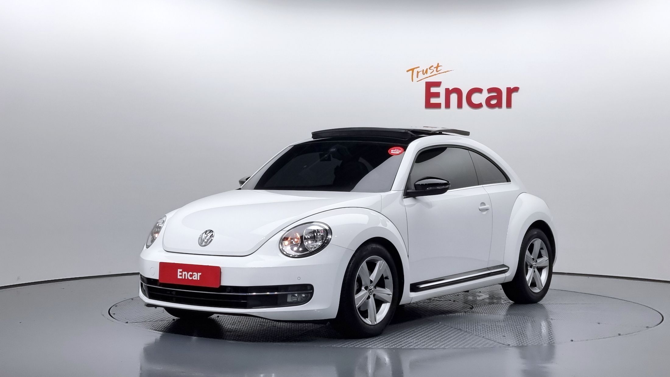 VOLKSWAGEN BEATLE 2015