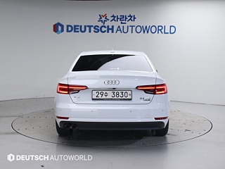 AUDI A4 B9 2018
