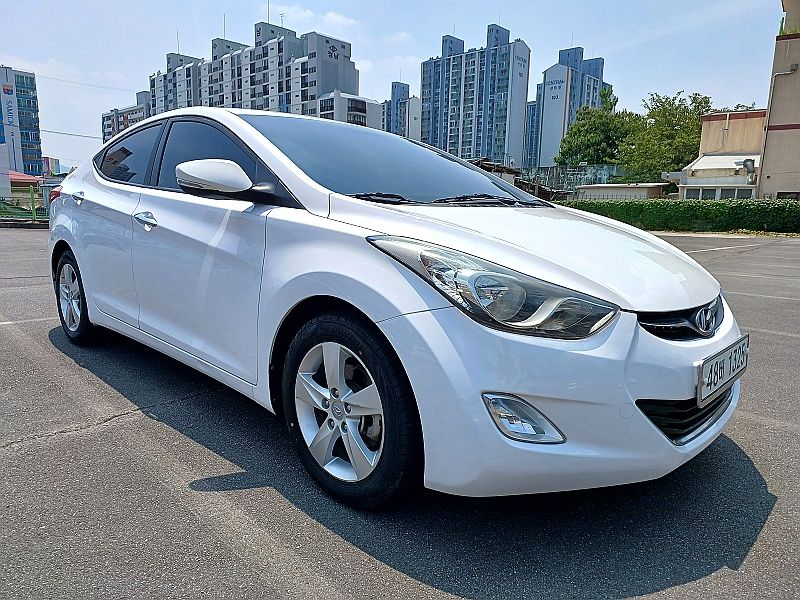 HYUNDAI AVANTE MD 2013
