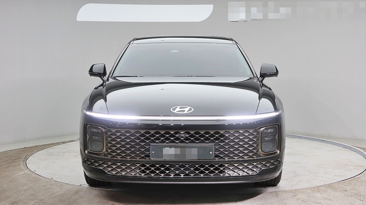 HYUNDAI GRANDEUR GN7 2023