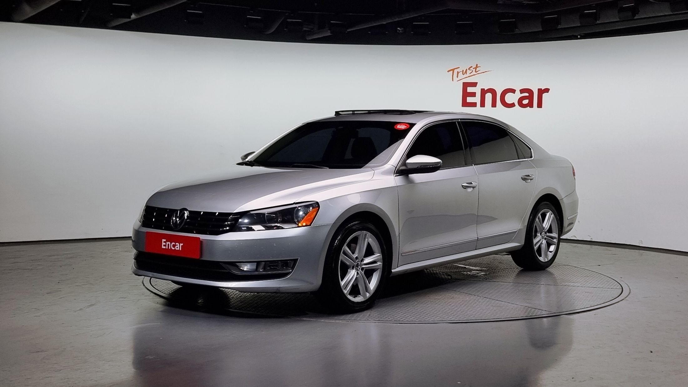 VOLKSWAGEN PASSAT 2013