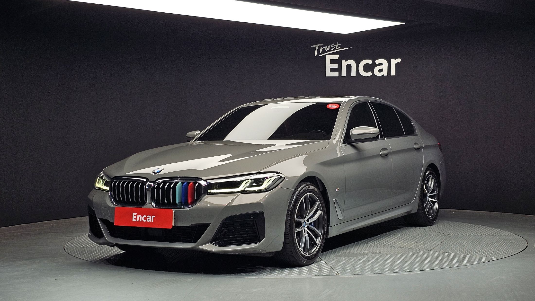 BMW 5-SERIES G30 2020