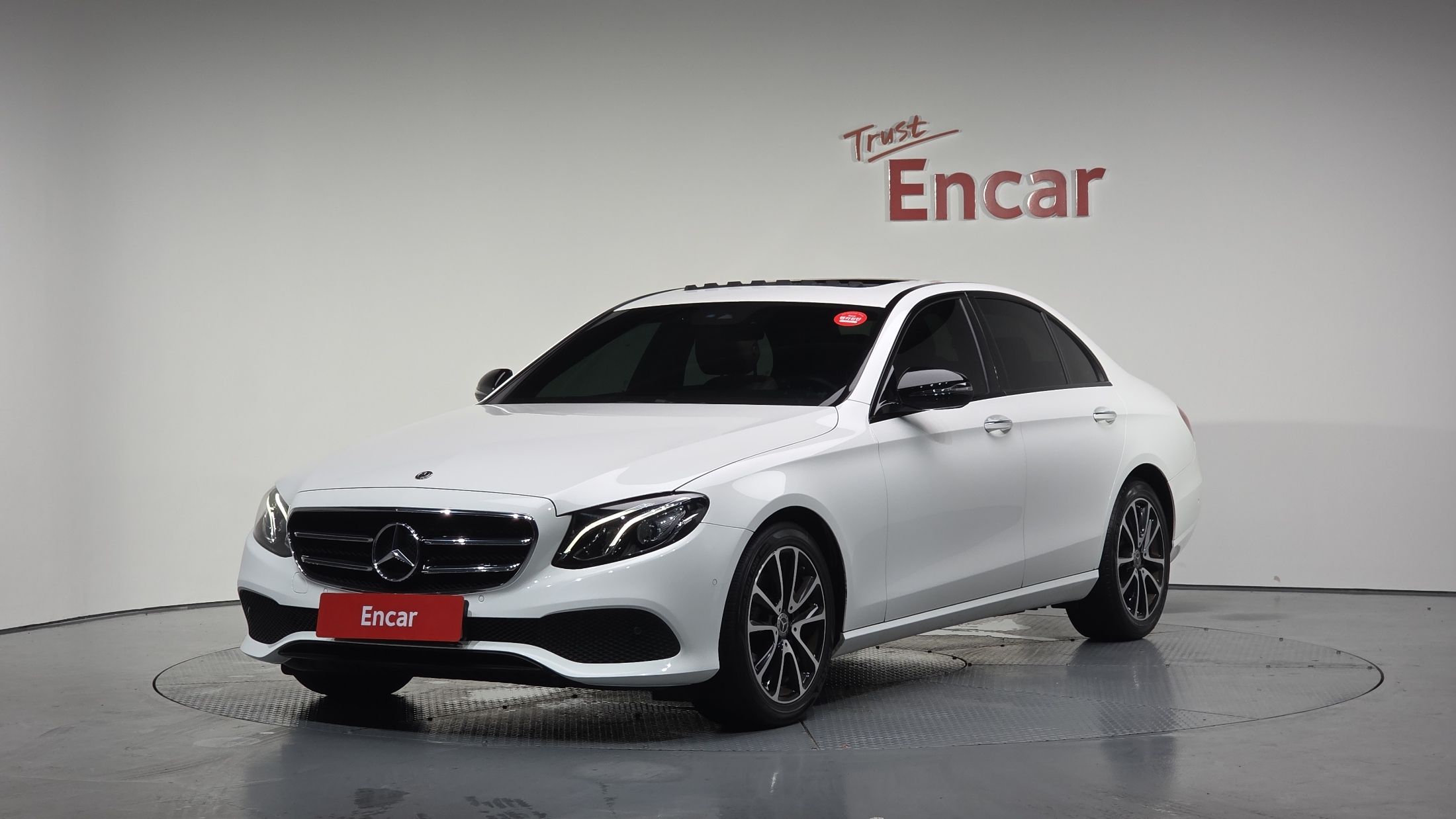 MERCEDES BENZ E-CLASS W213 2020
