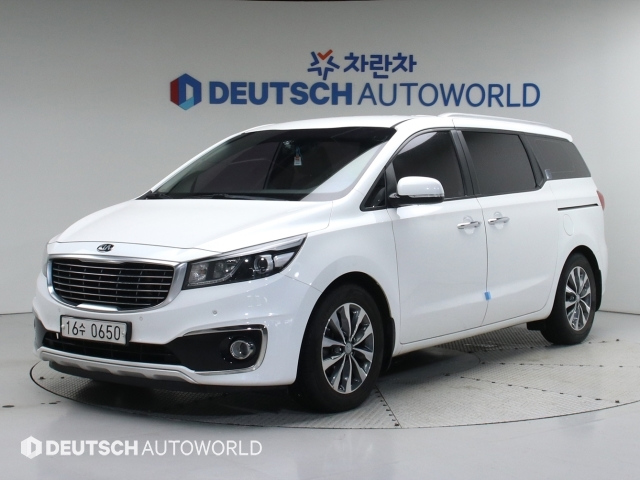 KIA CARNIVAL 2015