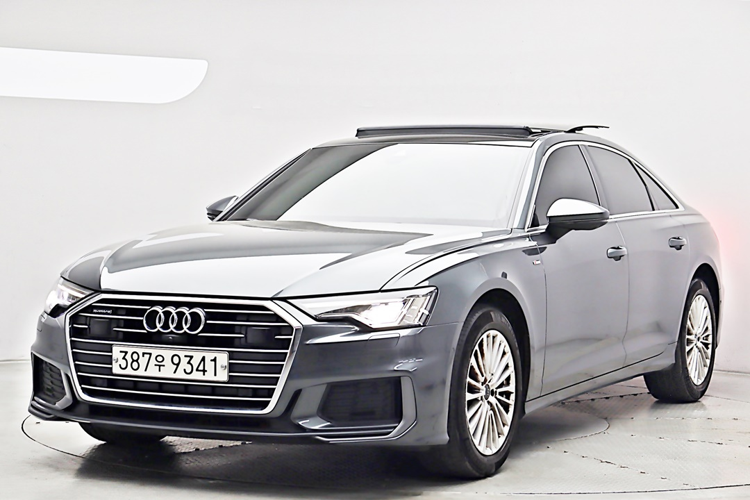 AUDI A6 C8