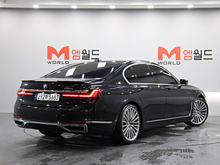 BMW 7-SERIES G11 2022