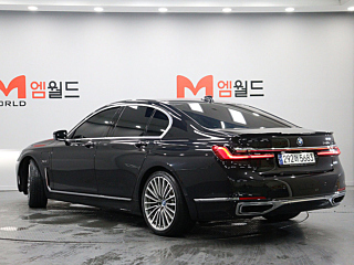 BMW 7-SERIES G11 2022