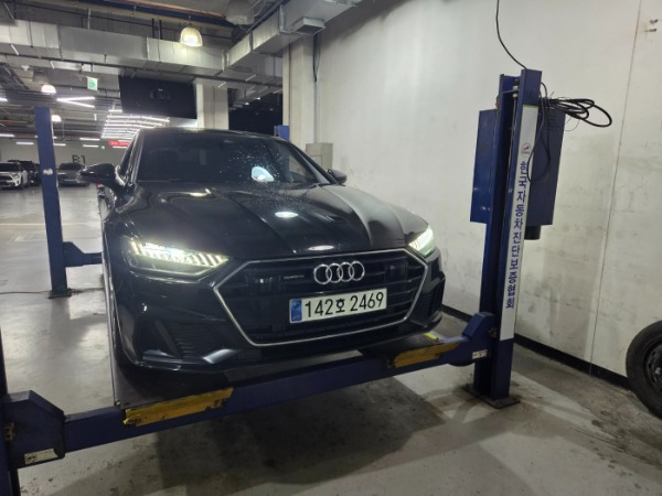 AUDI A7 4K