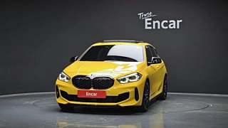 BMW 1-SERIES F40 2022