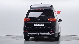 KIA CARNIVAL 2018