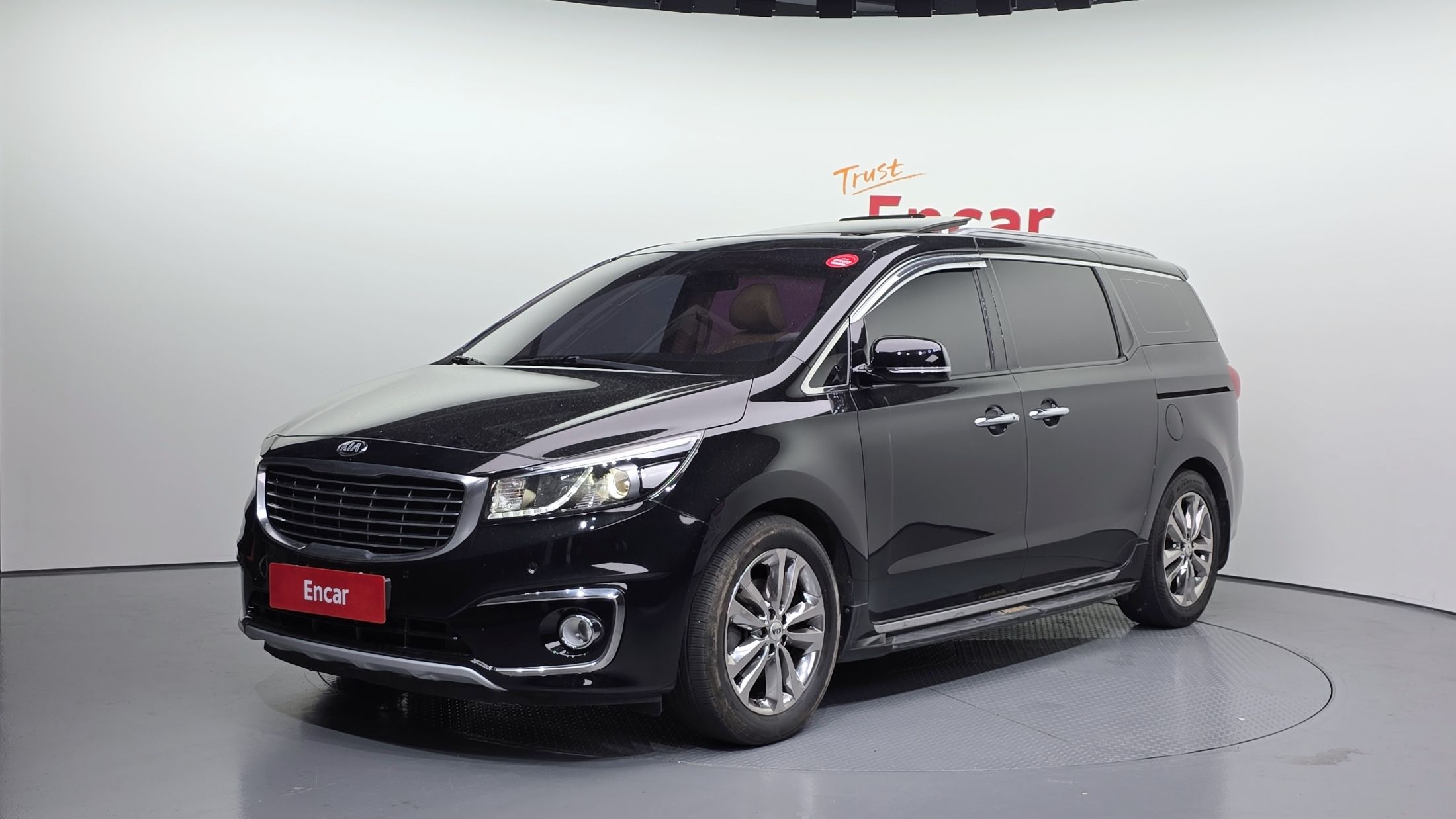 KIA CARNIVAL 2017