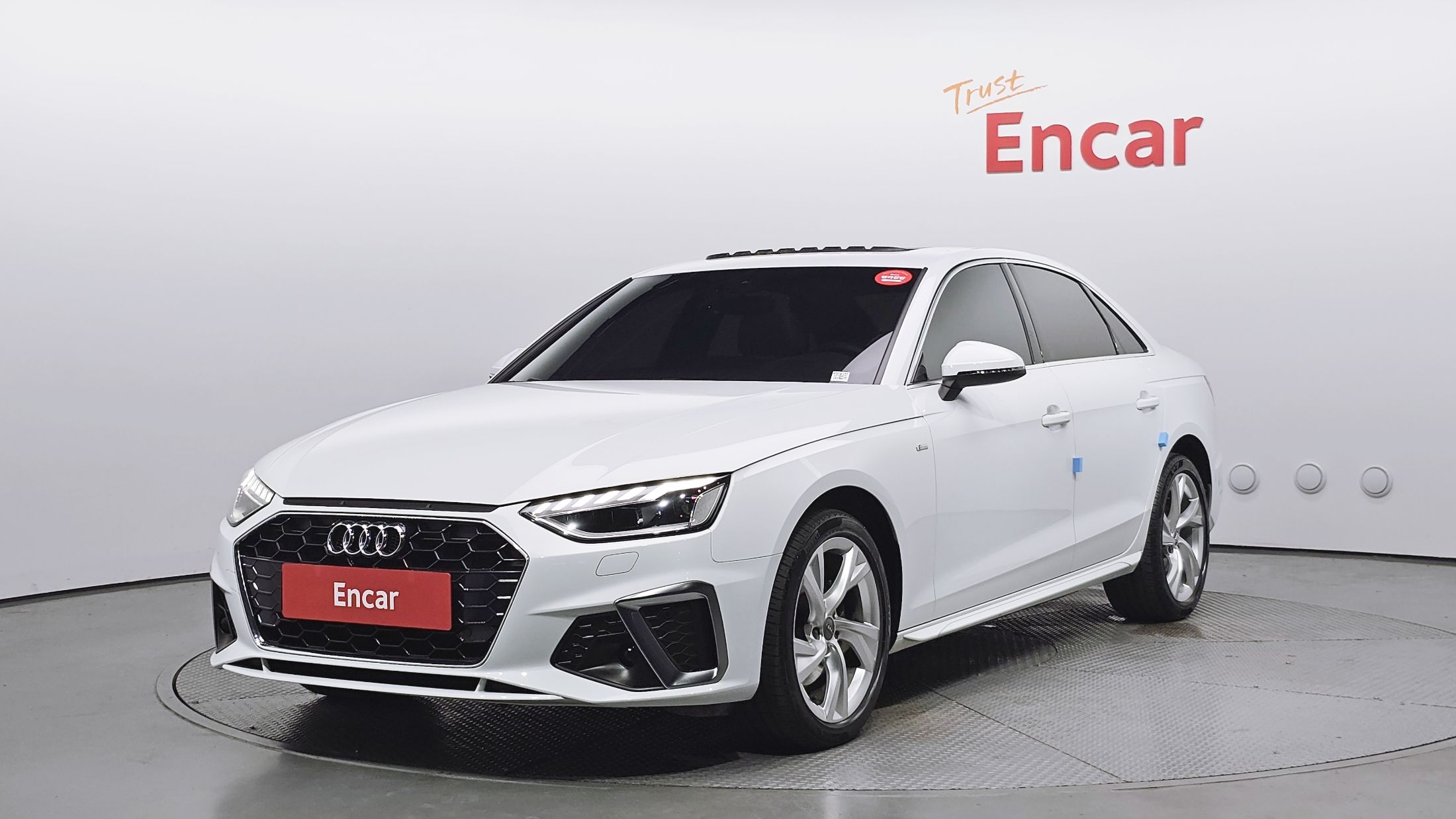 AUDI A4 B9 2021