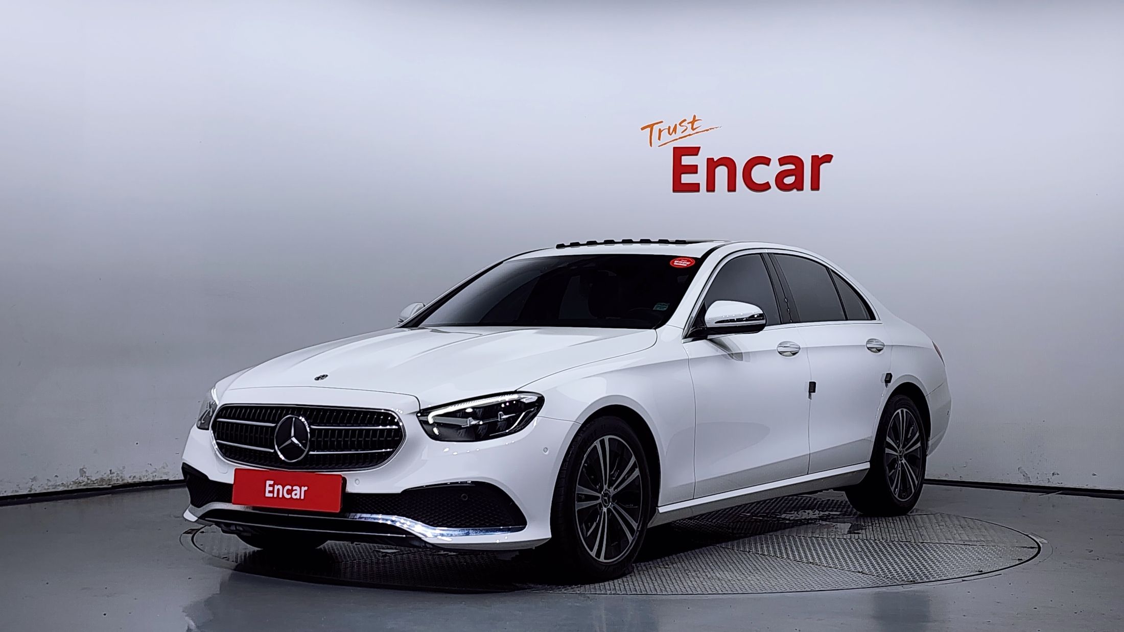 MERCEDES BENZ E-CLASS W213 2021