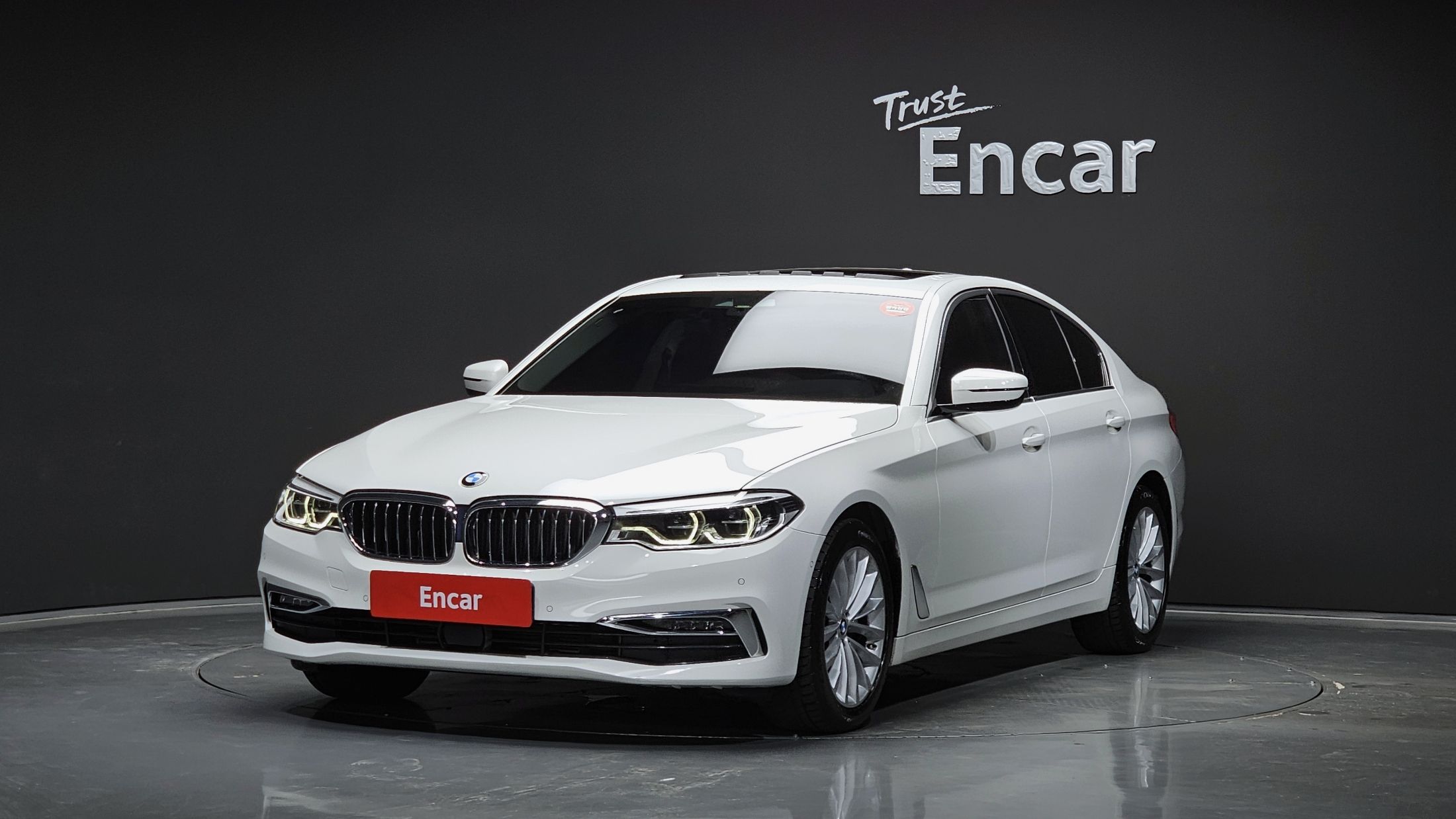 BMW 5-SERIES G30 2020