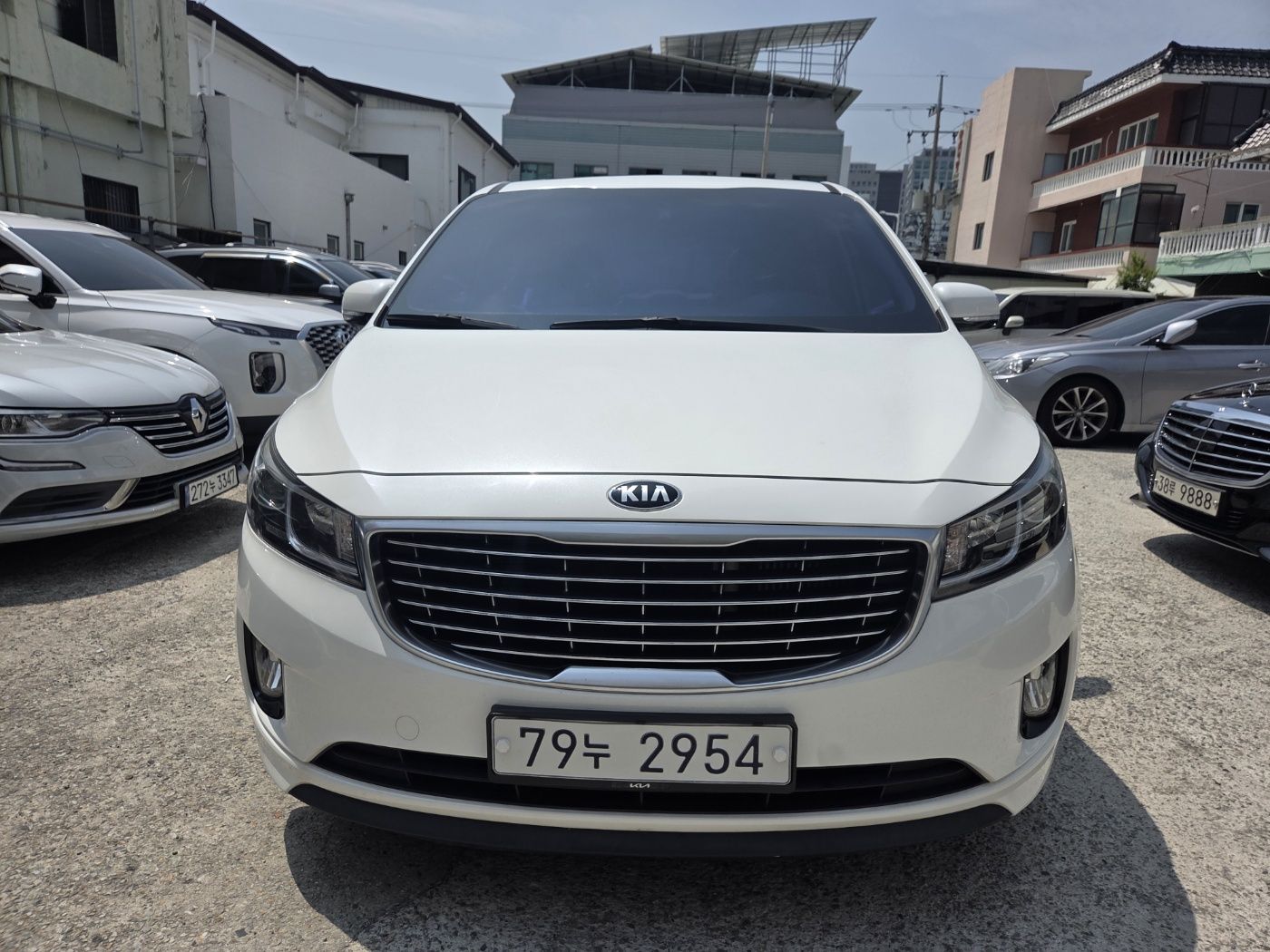 KIA CARNIVAL 2015