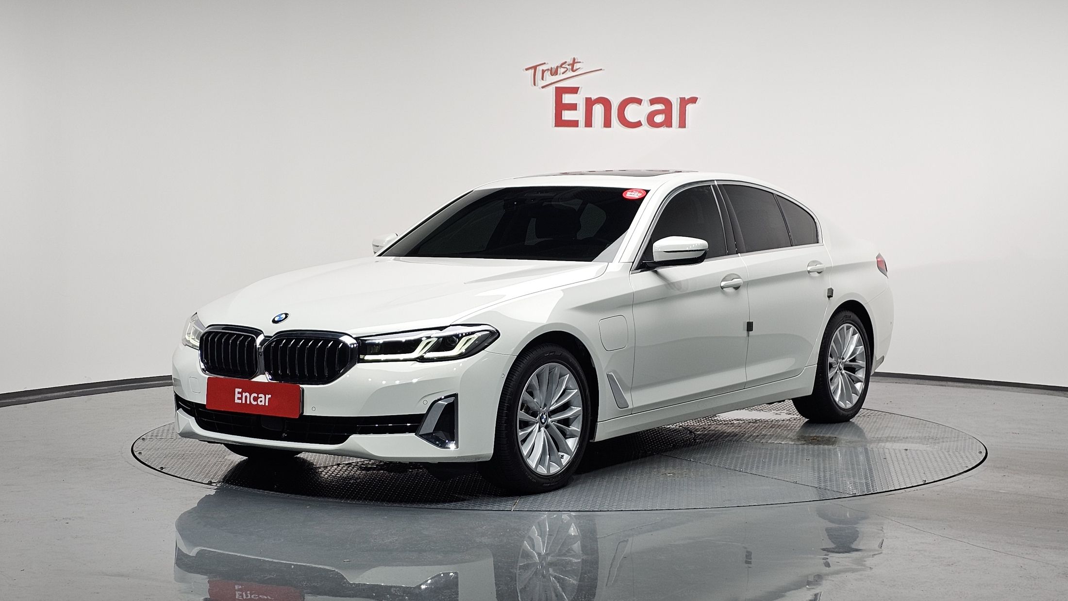 BMW 5-SERIES G30 2021