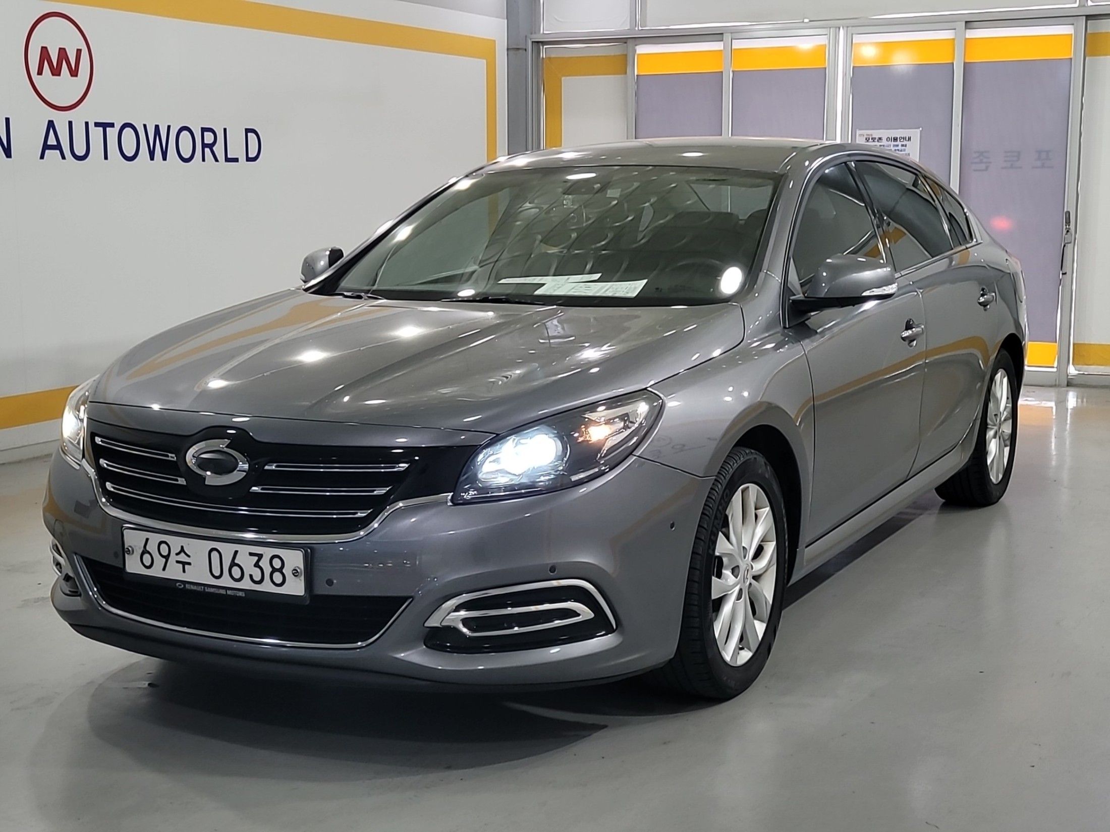 RENAULT SAMSUNG SM7 NOVA 2016