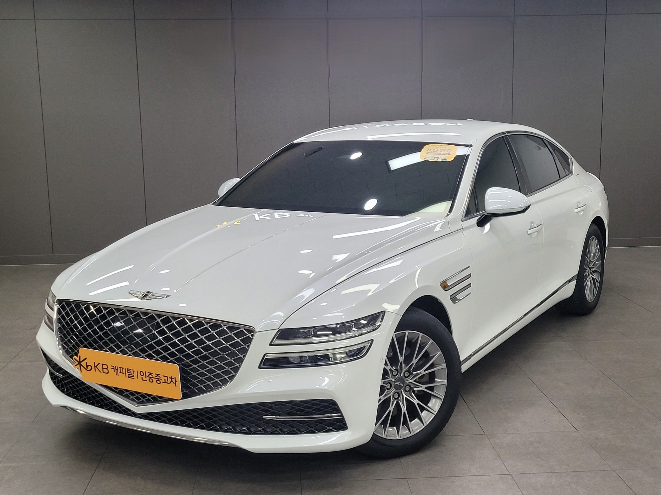 GENESIS G80 RG3
