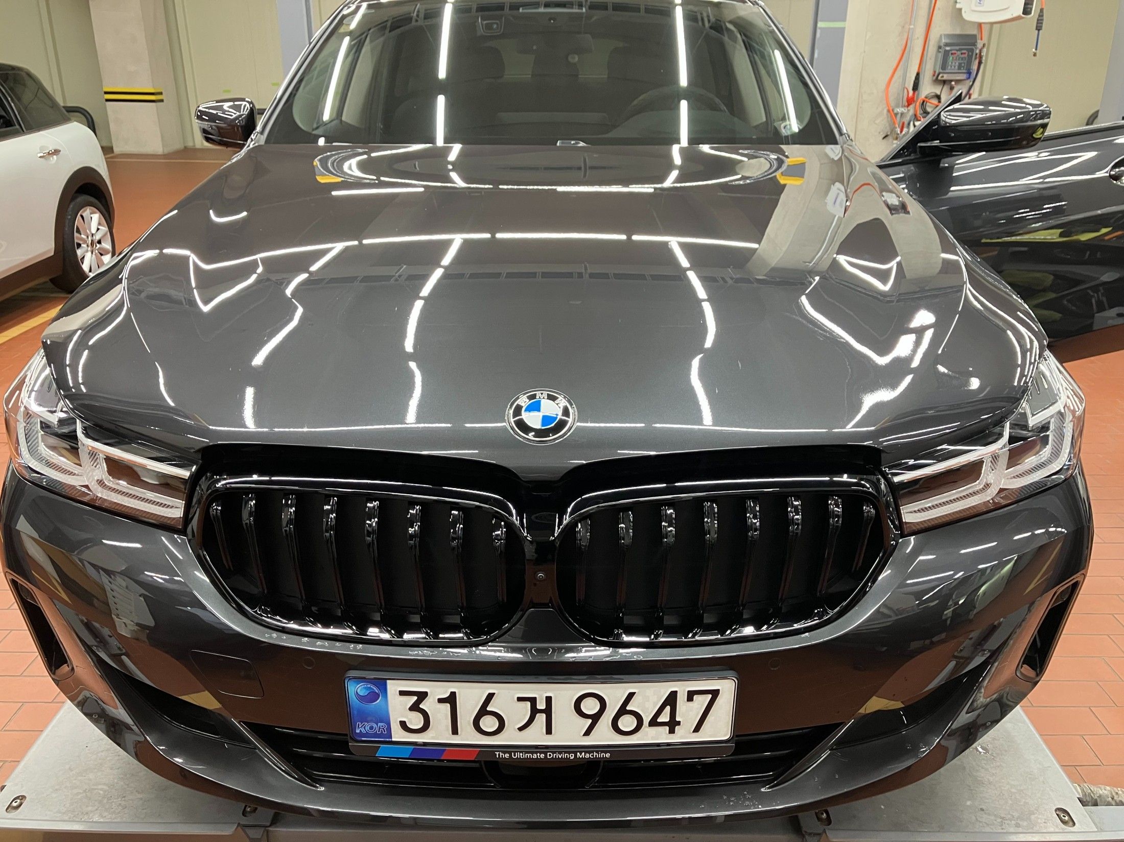 BMW 6-SERIES GT G32 2023
