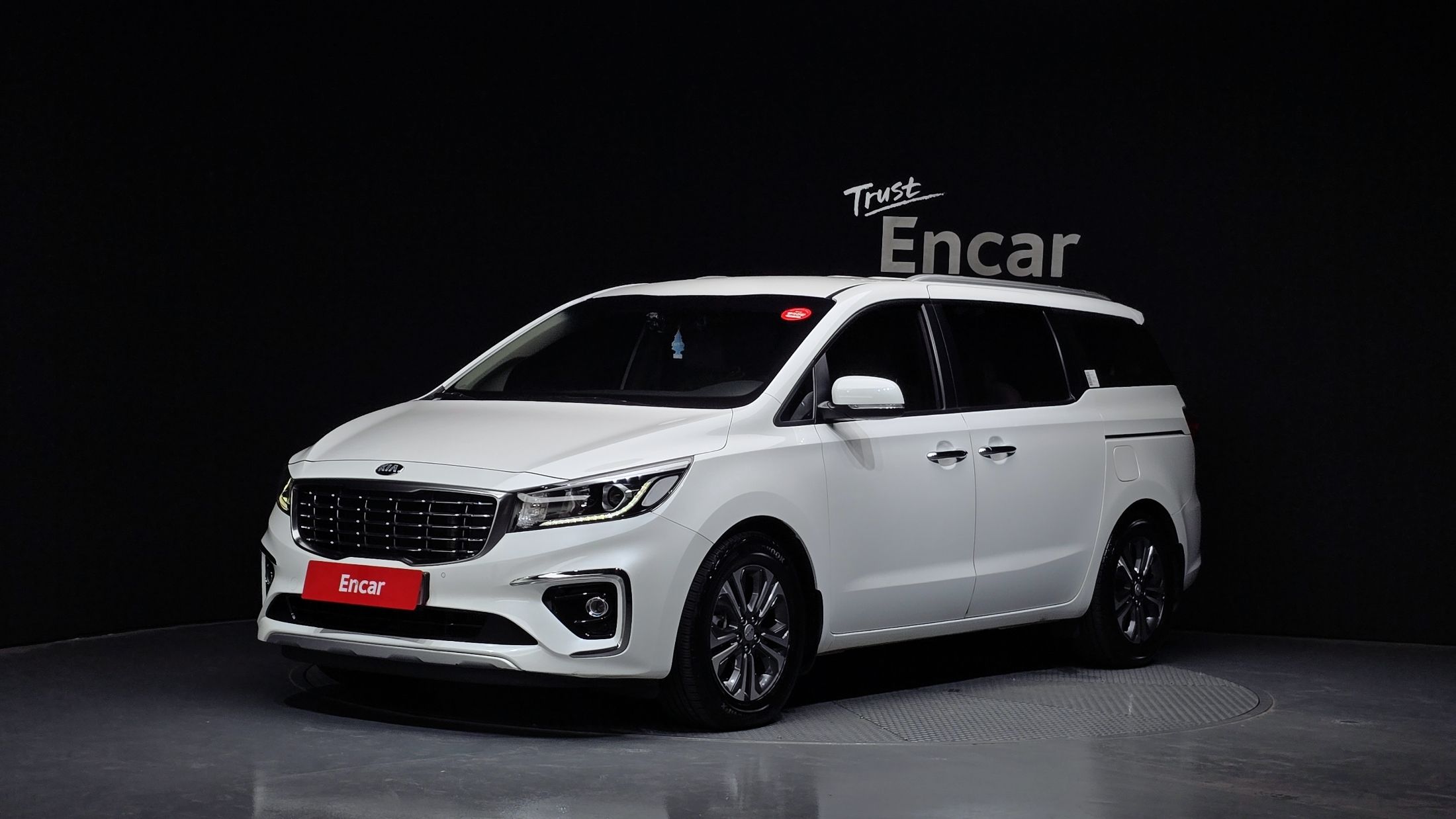 KIA CARNIVAL 2018
