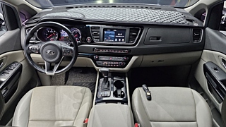 KIA CARNIVAL 2016
