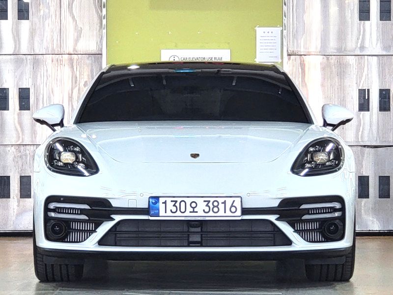 PORSCHE PANAMERA 971