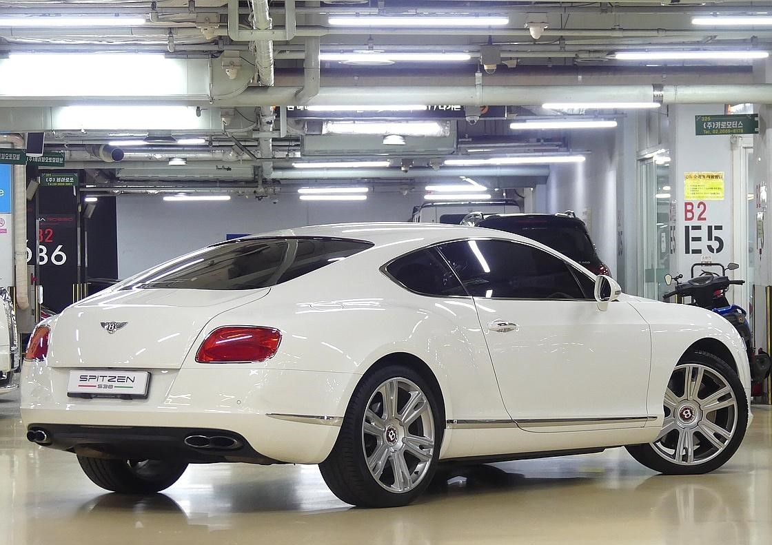 BENTLEY CONTINENTAL GT 2014