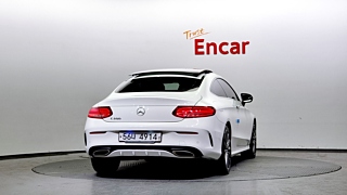 MERCEDES BENZ C-CLASS W205 2016