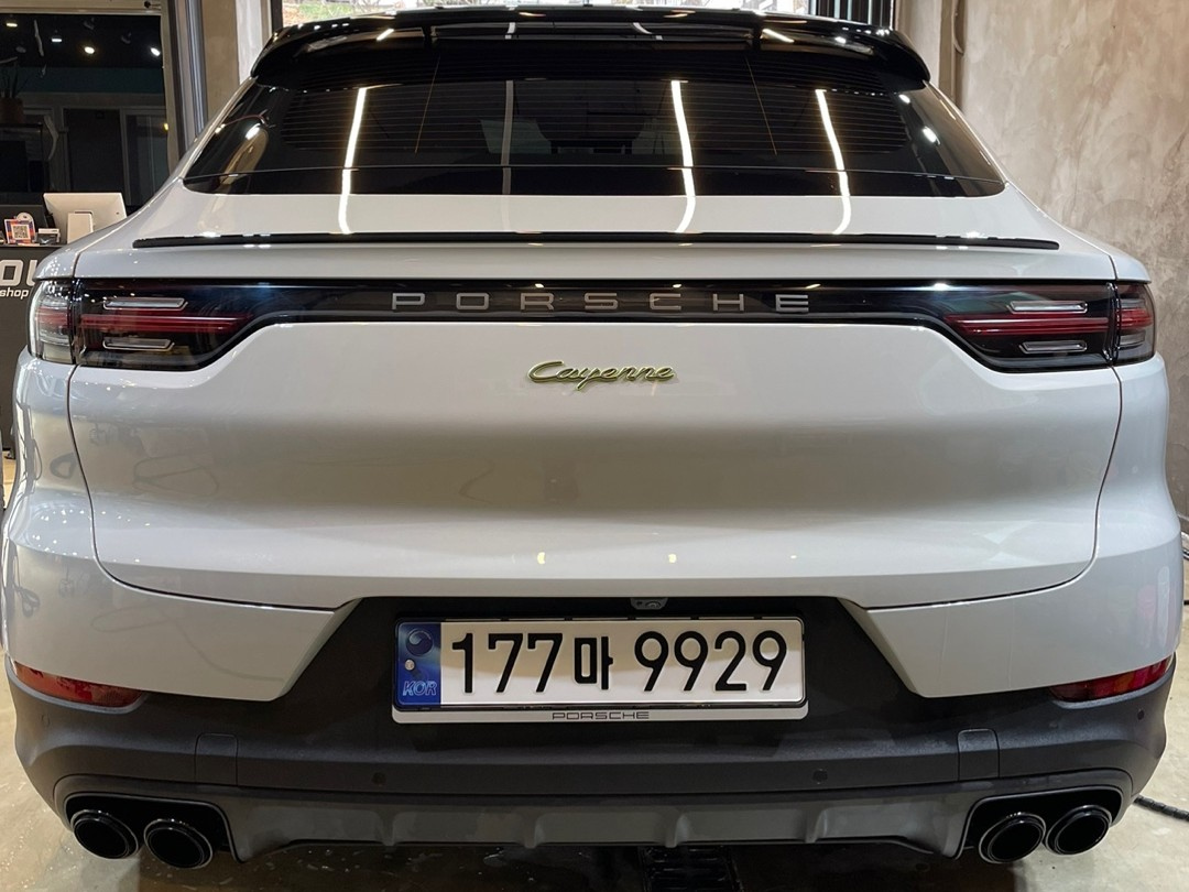 PORSCHE CAYENNE PO536 2023
