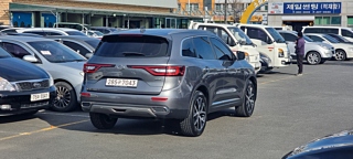 SAMSUNG QM6 2019