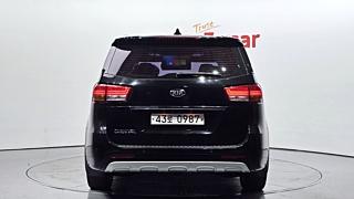 KIA CARNIVAL 2016