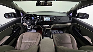 KIA CARNIVAL 2016