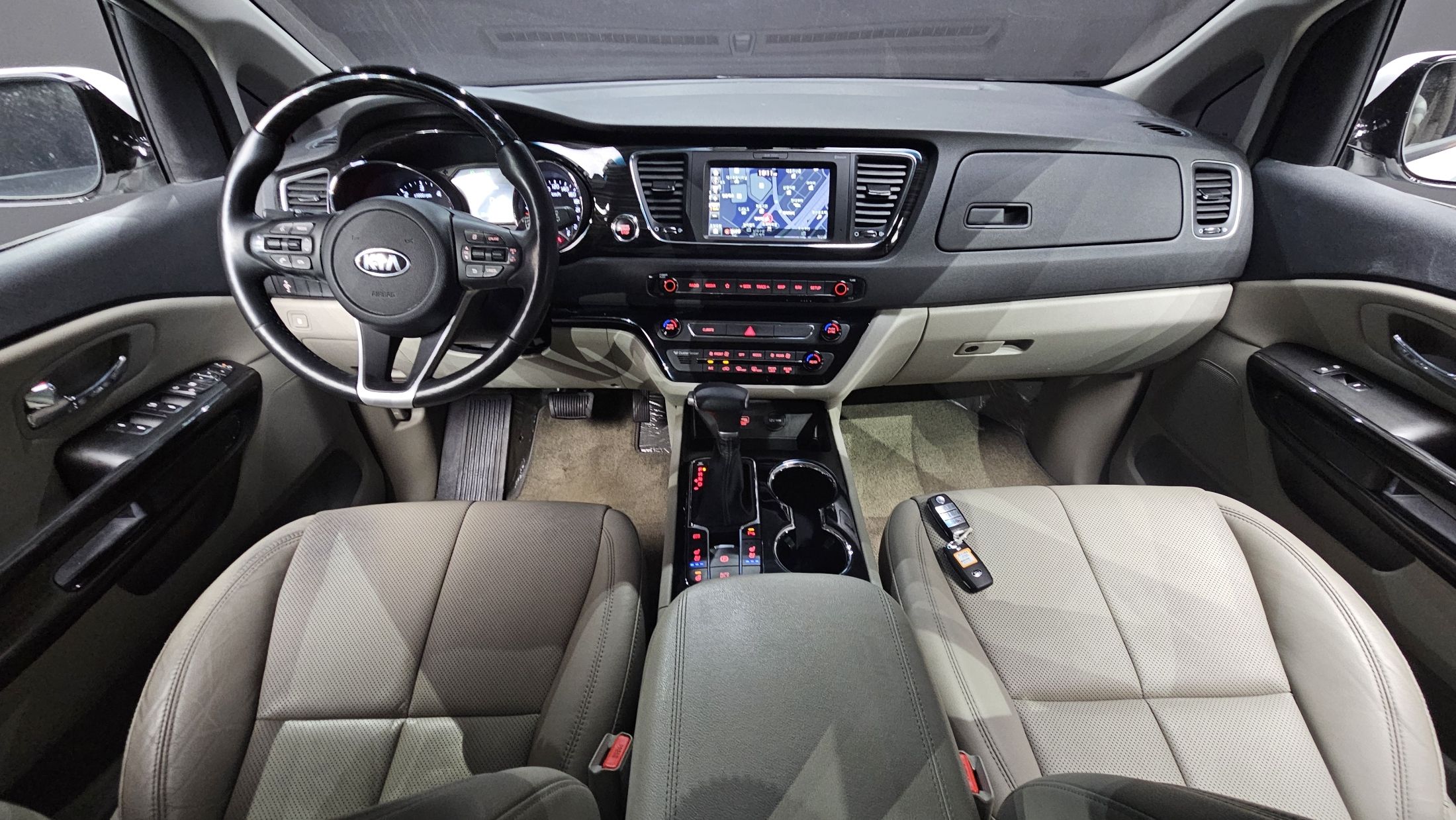 KIA CARNIVAL 2019