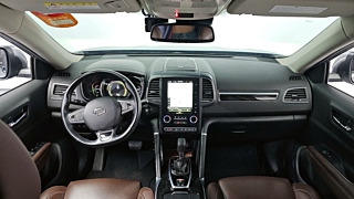 SAMSUNG QM6 2017