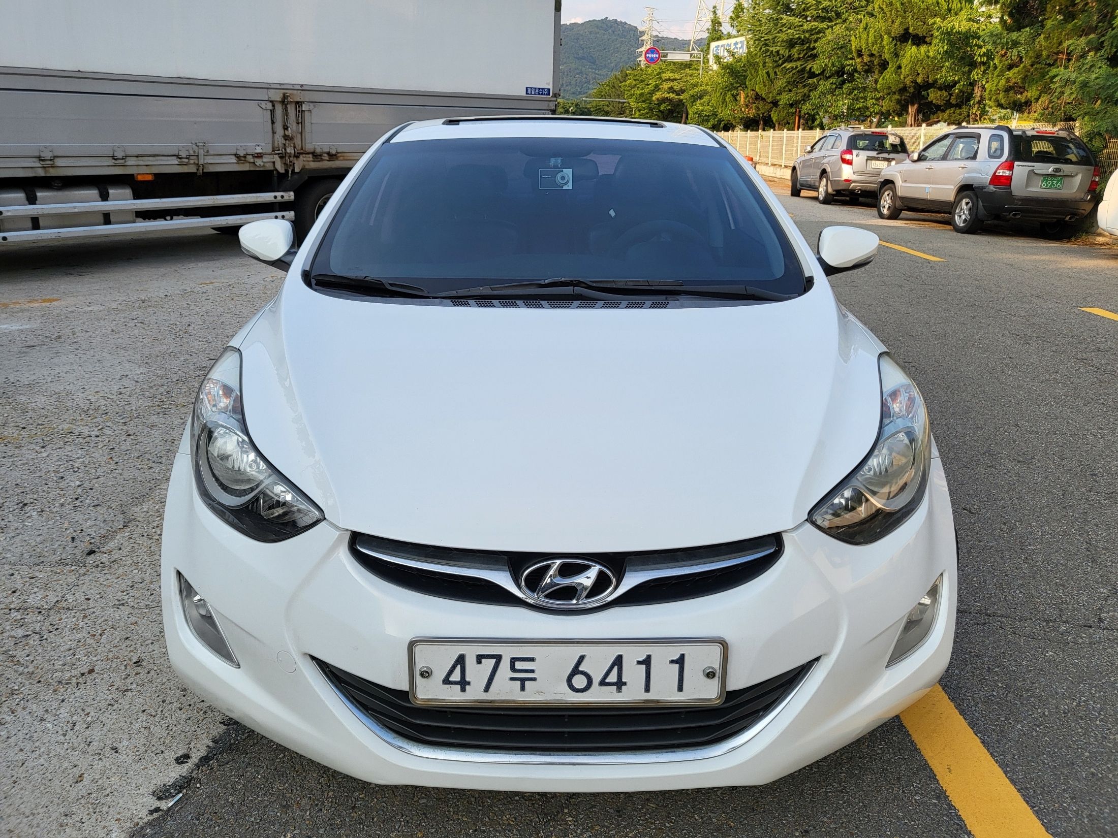 HYUNDAI AVANTE MD 2011