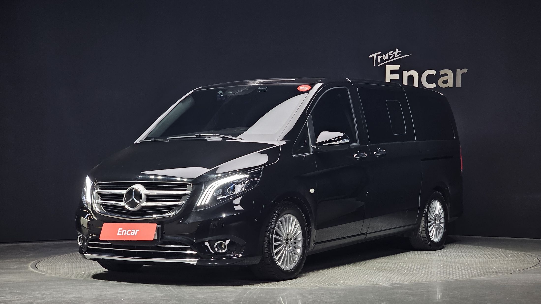 MERCEDES BENZ V-CLASS 2019