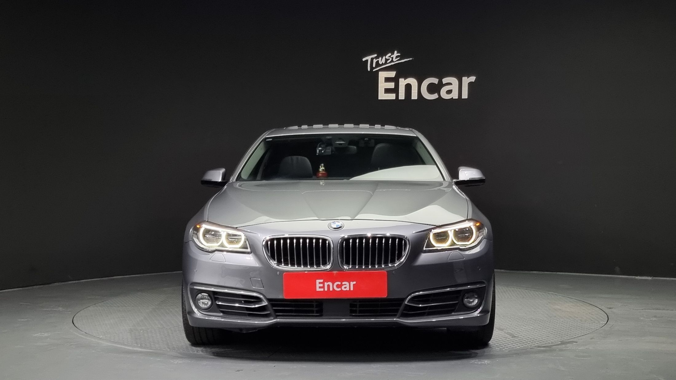 BMW 5-SERIES F10 2016