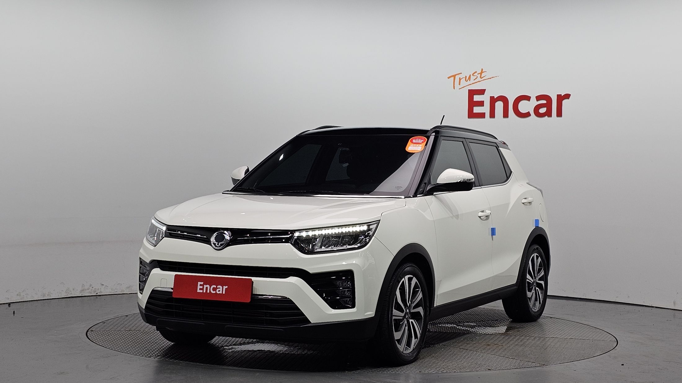 SSANGYONG TIVOLI VERY NEW 2020