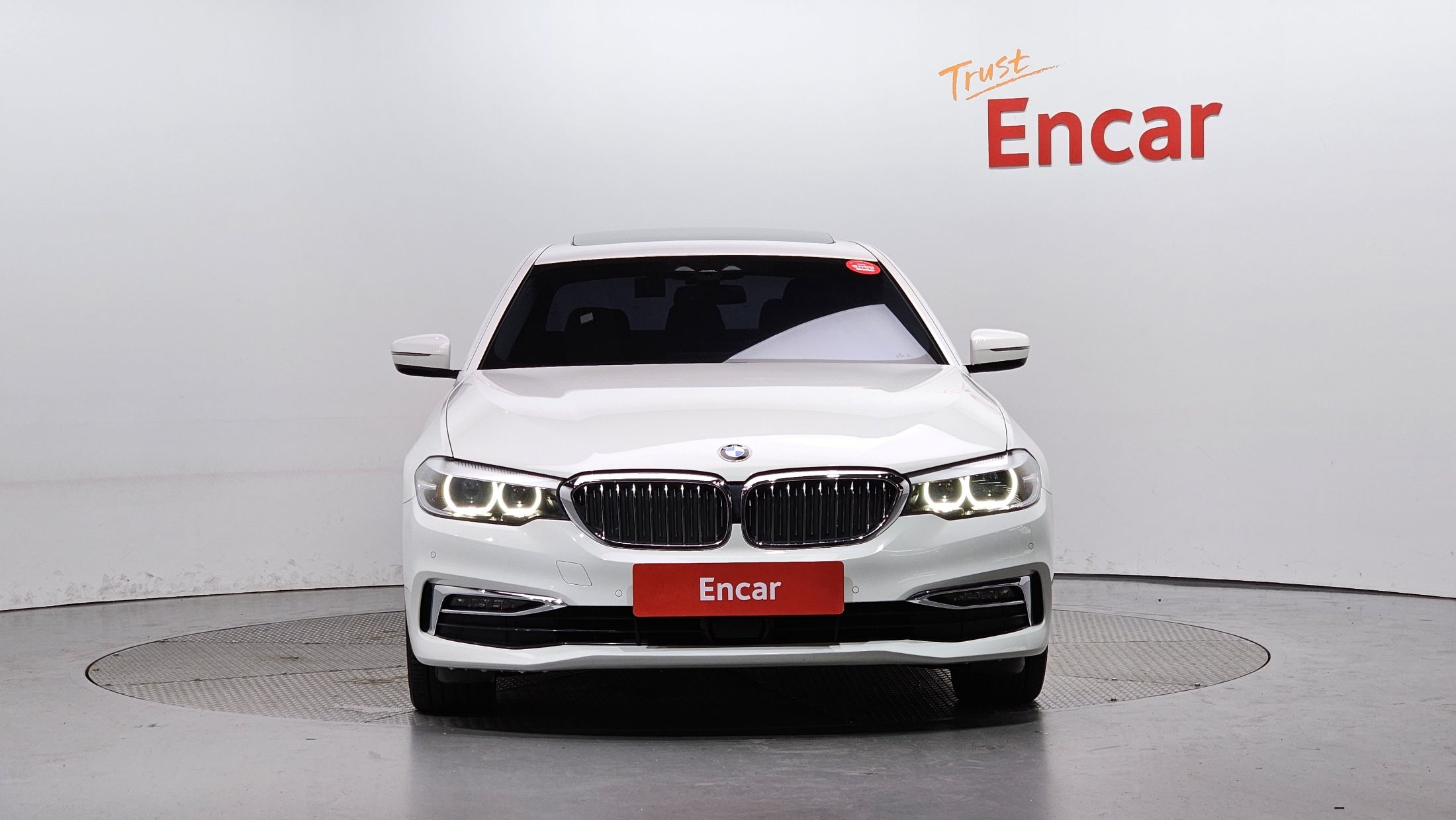 BMW 5-SERIES G30 2019