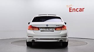 BMW 5-SERIES G30 2019