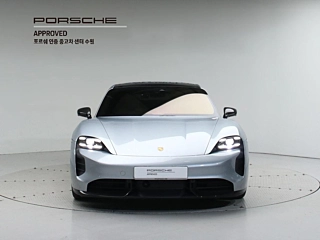 PORSCHE TAYCAN 2023